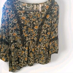 NY Collection Size S Boho Cottagecore Textured Floral Peasant Style Blouse